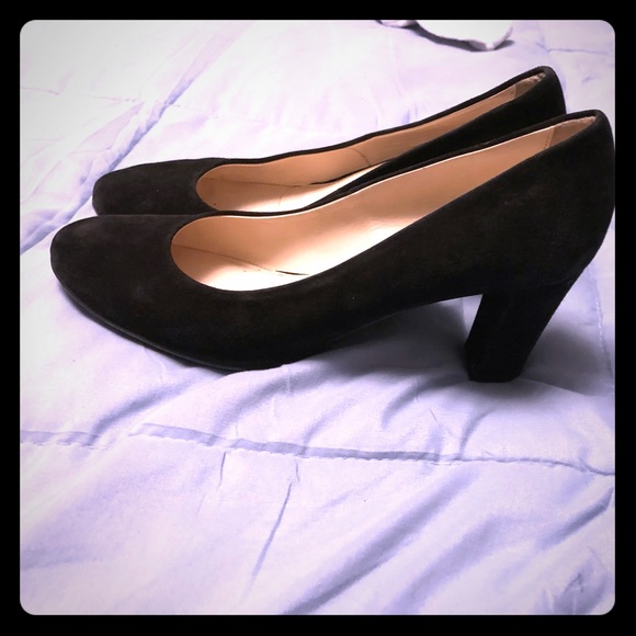 aquatalia suede pumps